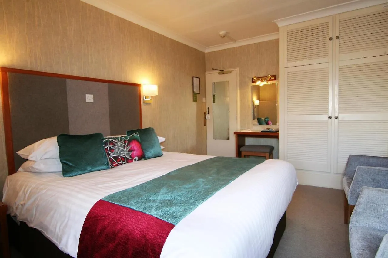Quayside Hotel 3*