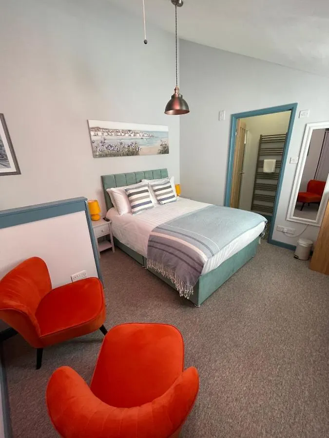 Harbour View Guest house 3*