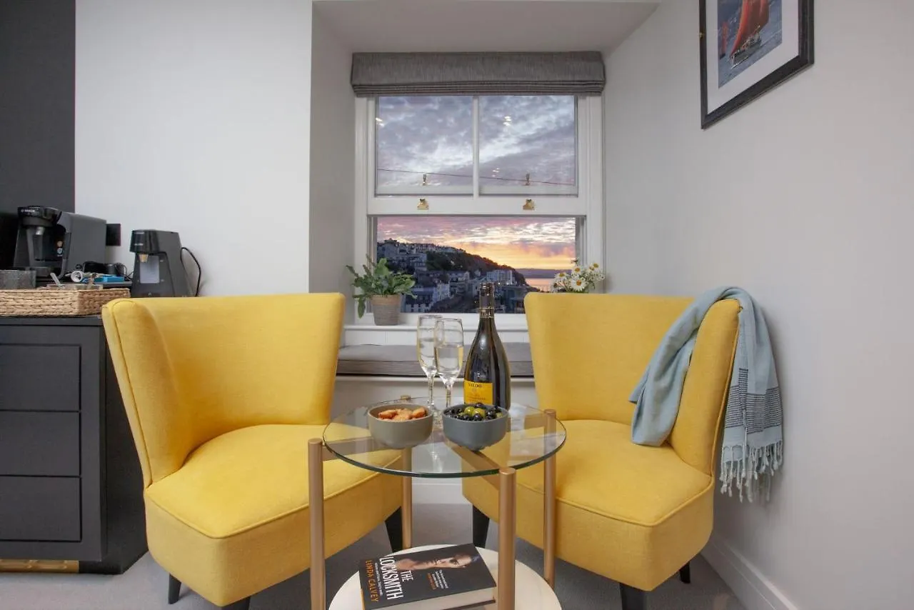Vigilance, Maritime Suites, מלון 5*