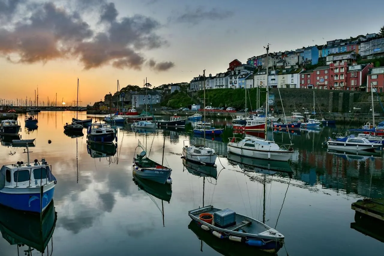 Harbour View 3*