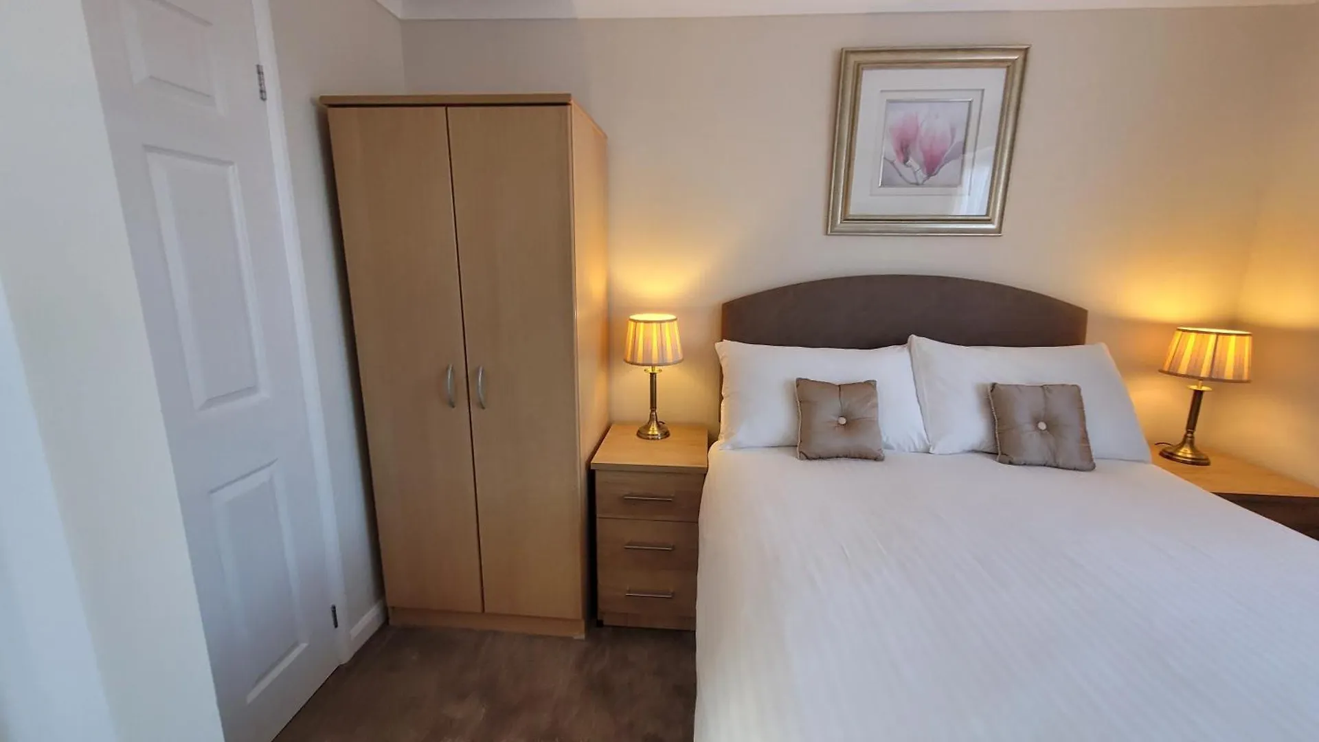 بيت ضيافة Churston Way 4*