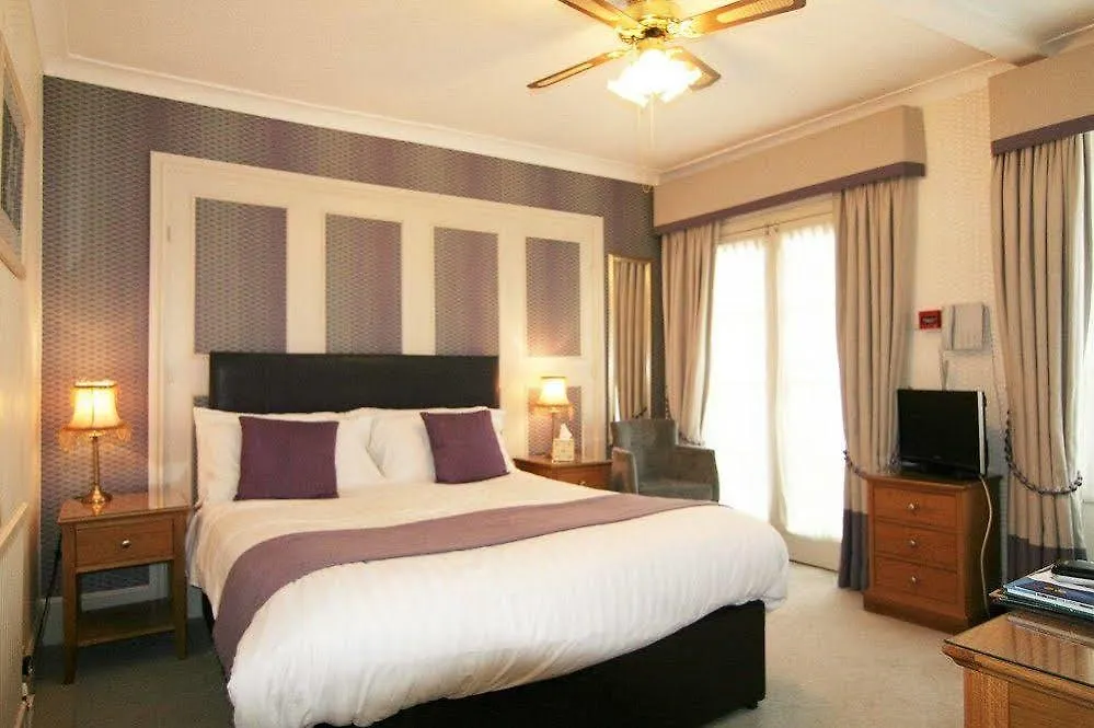 Quayside Hotel 3*