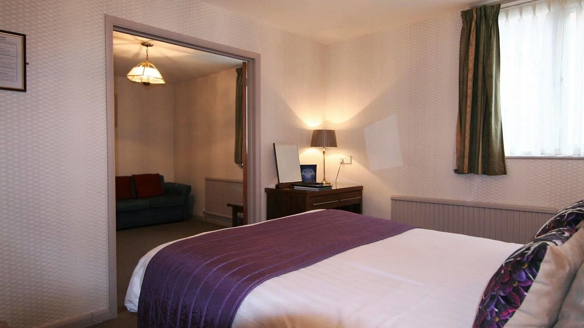 Quayside Hotel 3*