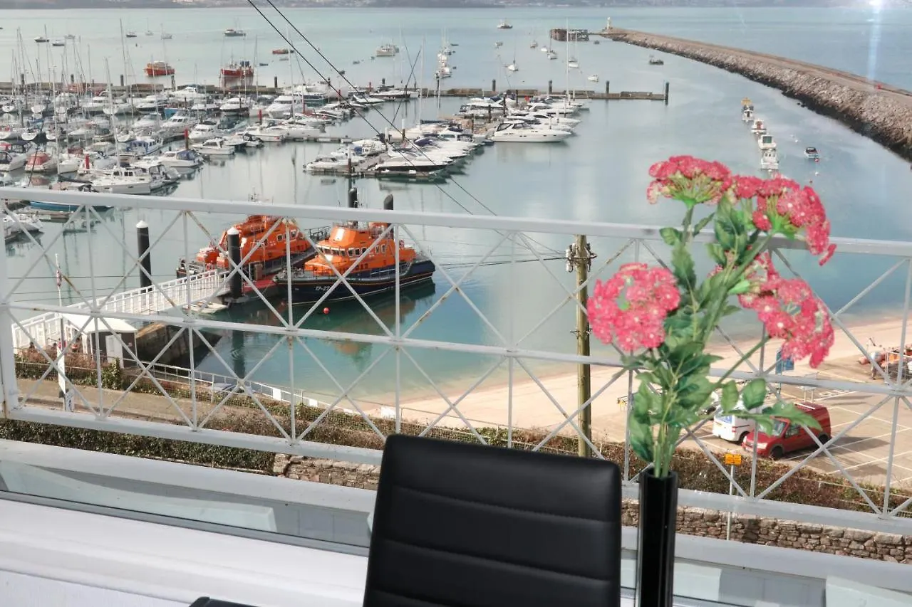 Devoncourt Devoncoast Seaview Apartment