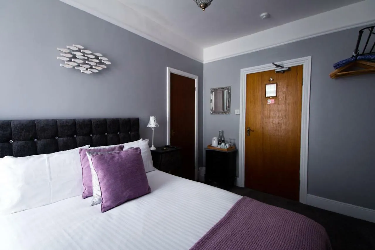 بيت ضيافة Woodlands 4*
