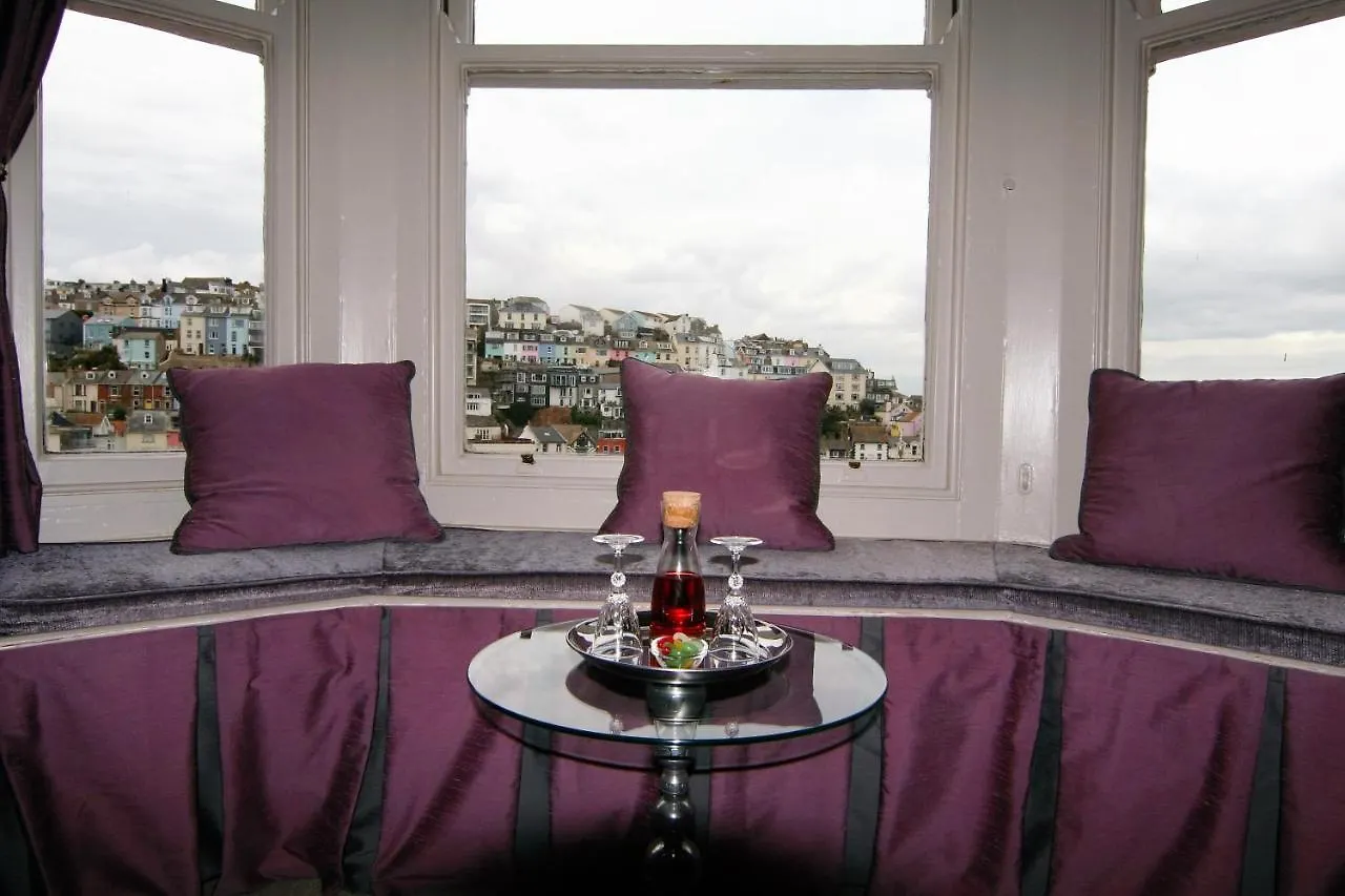 Quayside 3*