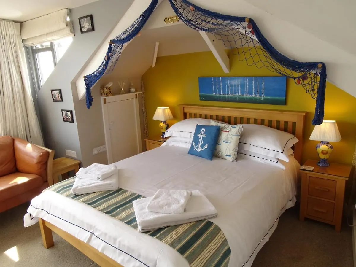 Beacon House 3* بركسهام