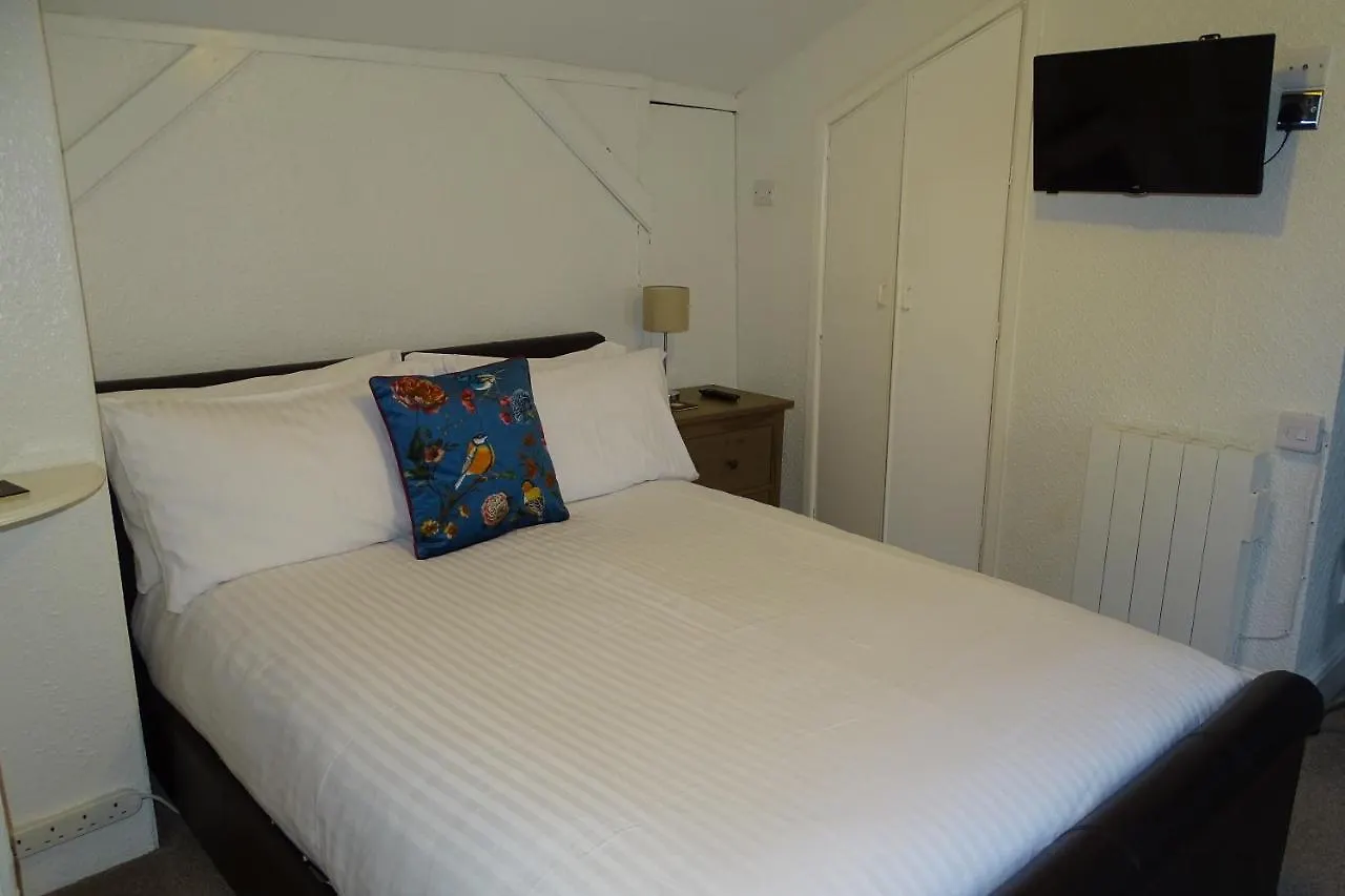 The Melville 4*
