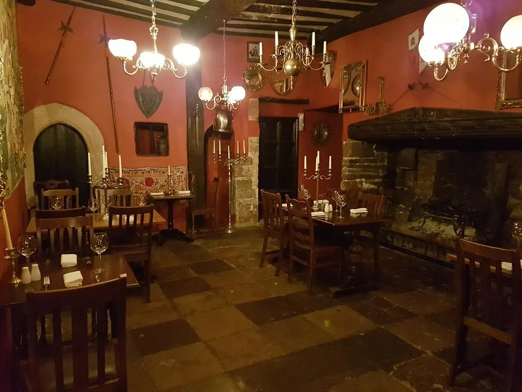 Churston Court בית הארחה Churston Ferrers