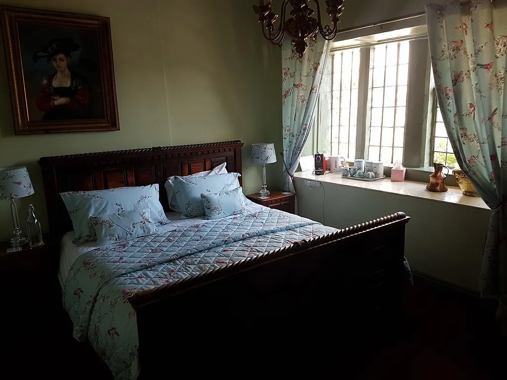 Churston Court בית הארחה 3*